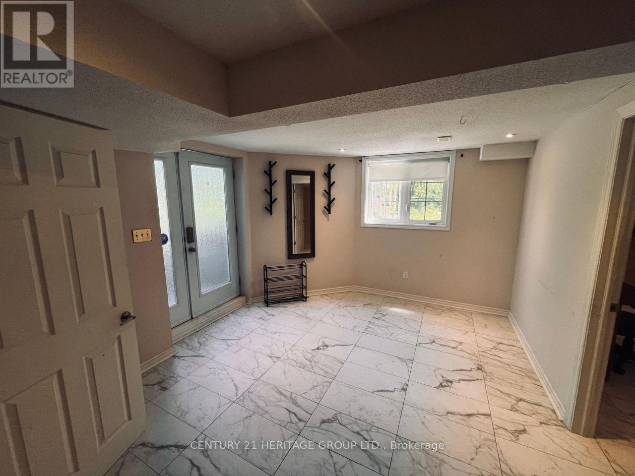 Bsmnt - 51 Apple Grove Court, Vaughan, Ontario  L6A 4C2 - Photo 2 - N13460946