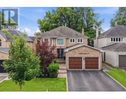 98 CORNER RIDGE ROAD, Aurora, Ontario