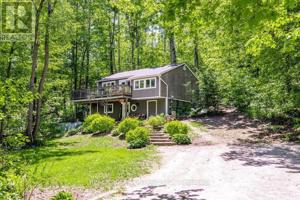 63 Huronwoods Drive, Oro-Medonte, Ontario  L0K 1E0 - Photo 3 - S13414178