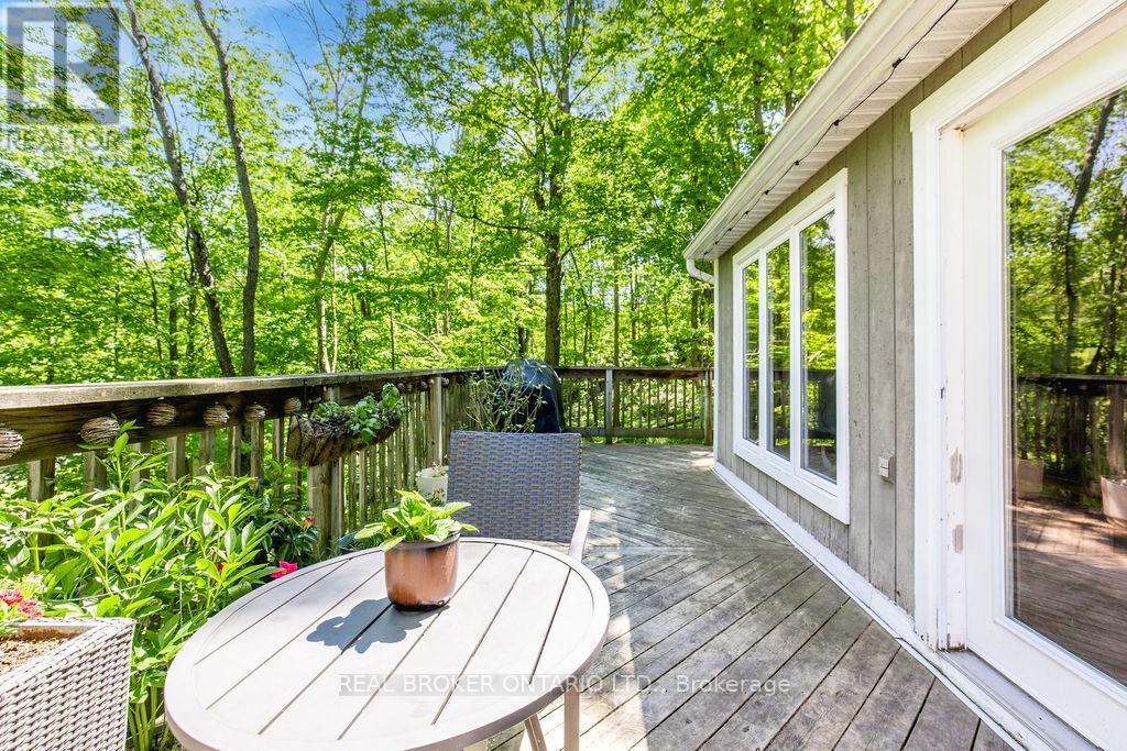 63 Huronwoods Drive, Oro-Medonte, Ontario  L0K 1E0 - Photo 40 - S13414178
