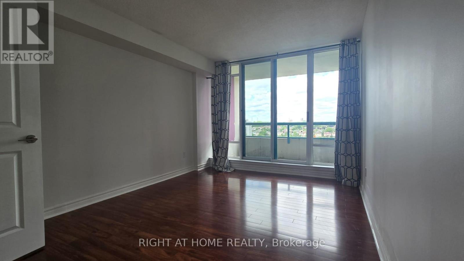 914 - 550 Webb Drive, Mississauga, Ontario  L5B 3Y4 - Photo 29 - W13450546
