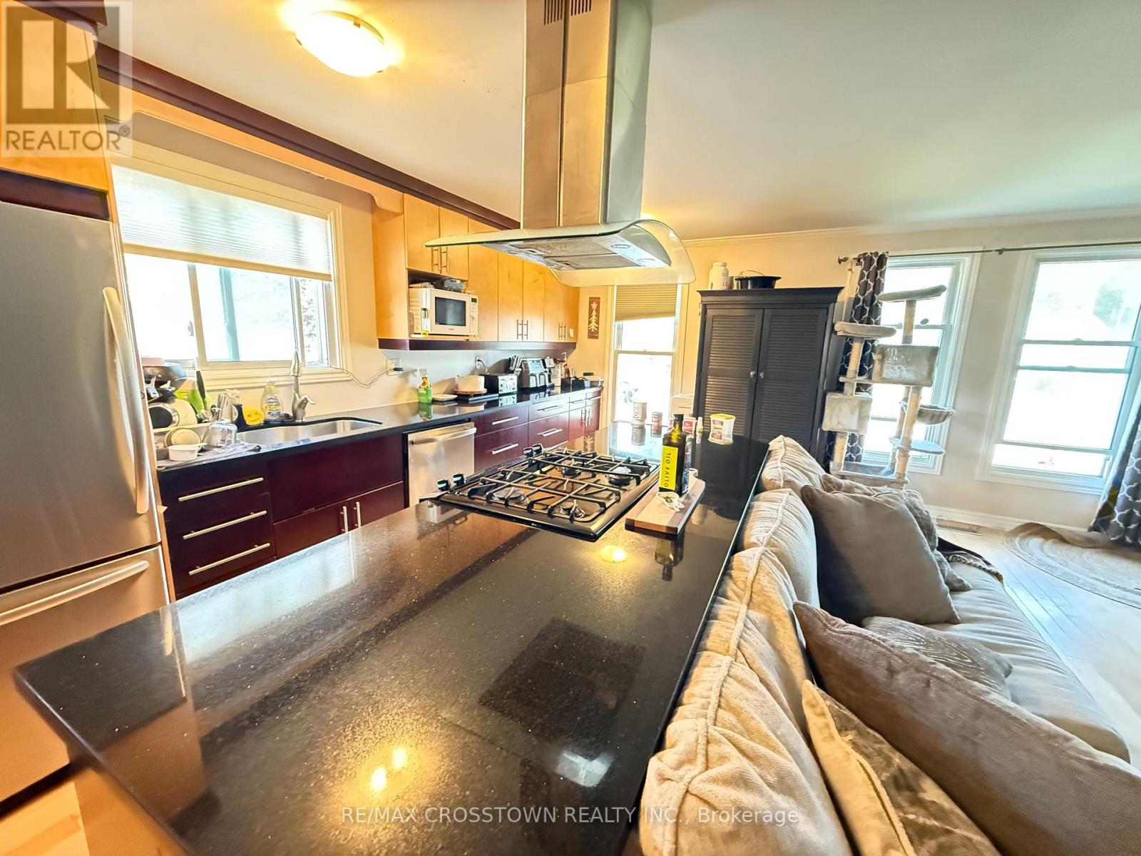 28 Austen Lane, Barrie, Ontario  L4N 4T9 - Photo 6 - S13460818