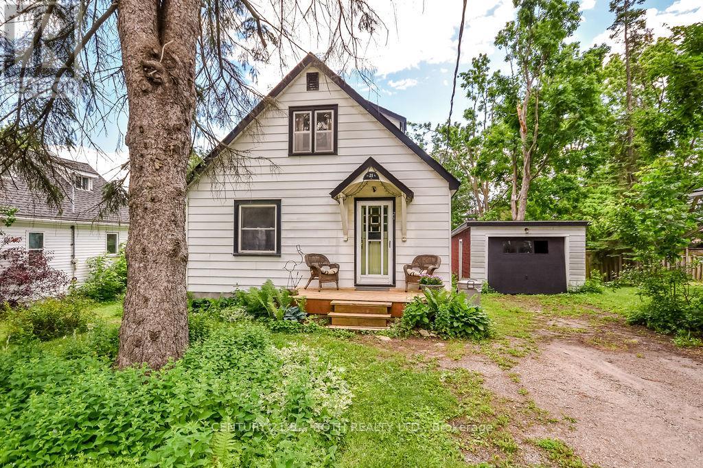 21 BENNER STREET, Orillia, Ontario