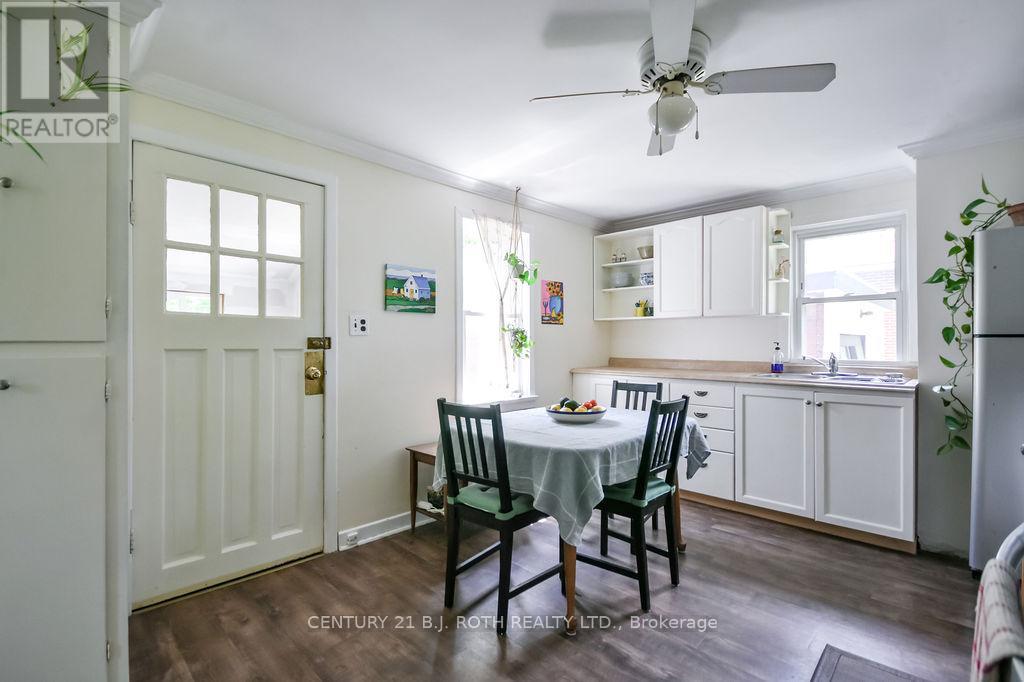 21 Benner Street, Orillia, Ontario  L3V 2G6 - Photo 12 - S13460828