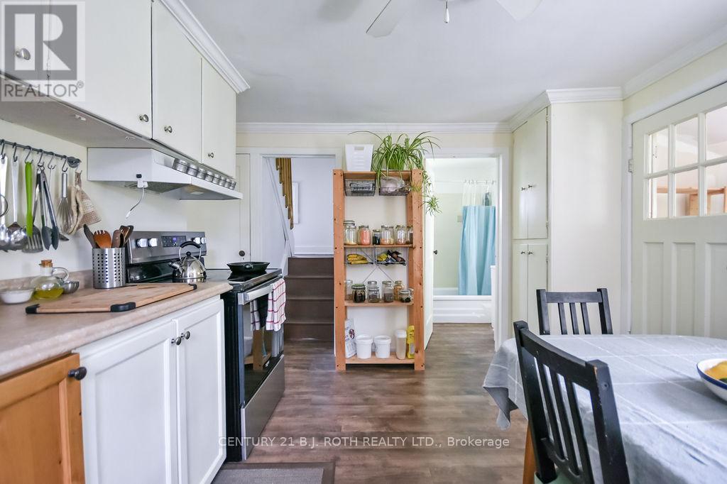 21 Benner Street, Orillia, Ontario  L3V 2G6 - Photo 13 - S13460828