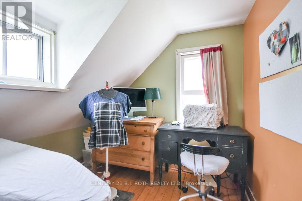 21 Benner Street, Orillia, Ontario  L3V 2G6 - Photo 21 - S13460828