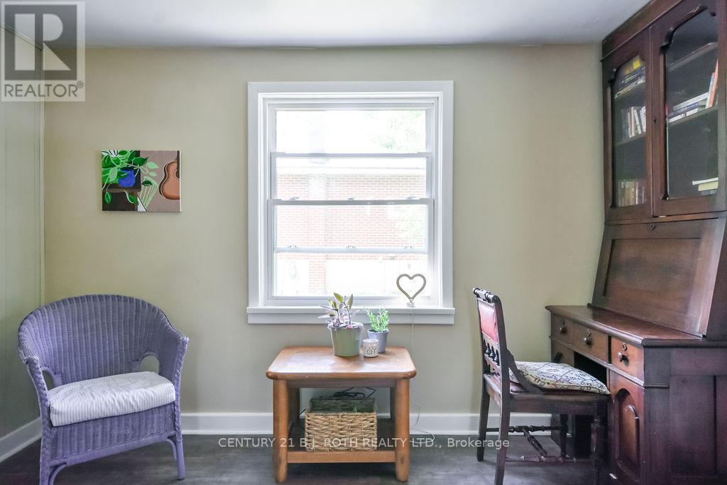 21 Benner Street, Orillia, Ontario  L3V 2G6 - Photo 4 - S13460828