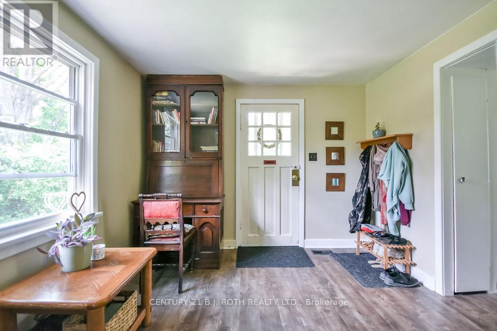 21 Benner Street, Orillia, Ontario  L3V 2G6 - Photo 6 - S13460828