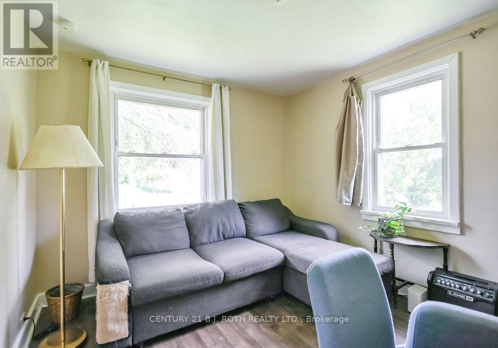 21 Benner Street, Orillia, Ontario  L3V 2G6 - Photo 7 - S13460828