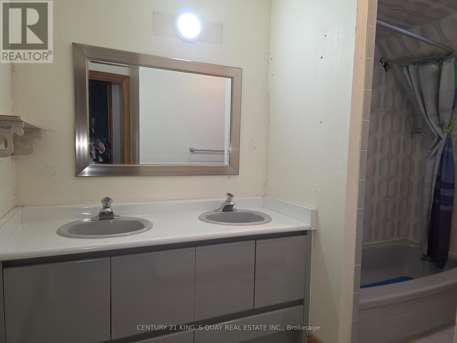 43 Helen Avenue, Markham, Ontario  L3R 1J6 - Photo 27 - N13448756