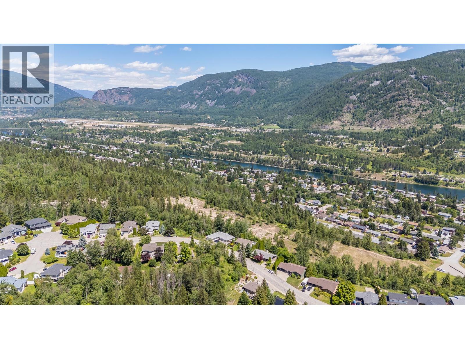 3404 Southridge Drive, Castlegar, British Columbia  V1N 4A7 - Photo 53 - 10391389
