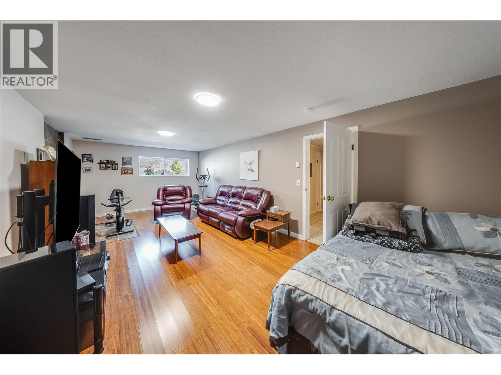 3404 Southridge Drive, Castlegar, British Columbia  V1N 4A7 - Photo 27 - 10391389