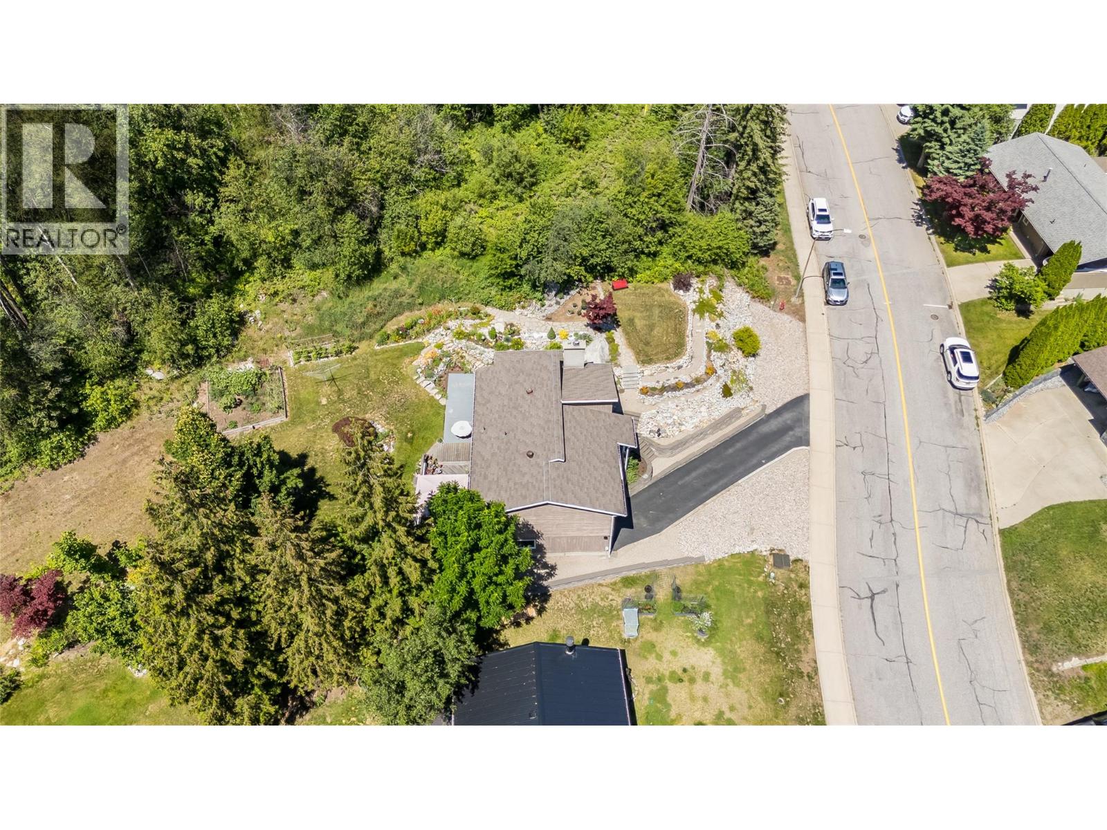 3404 Southridge Drive, Castlegar, British Columbia  V1N 4A7 - Photo 52 - 10391389