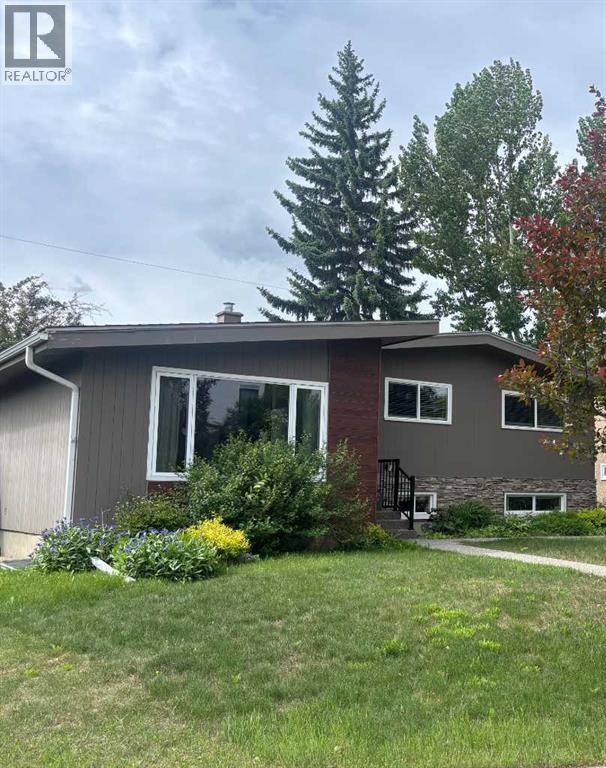 92 Chinook Drive SW, Calgary, Alberta