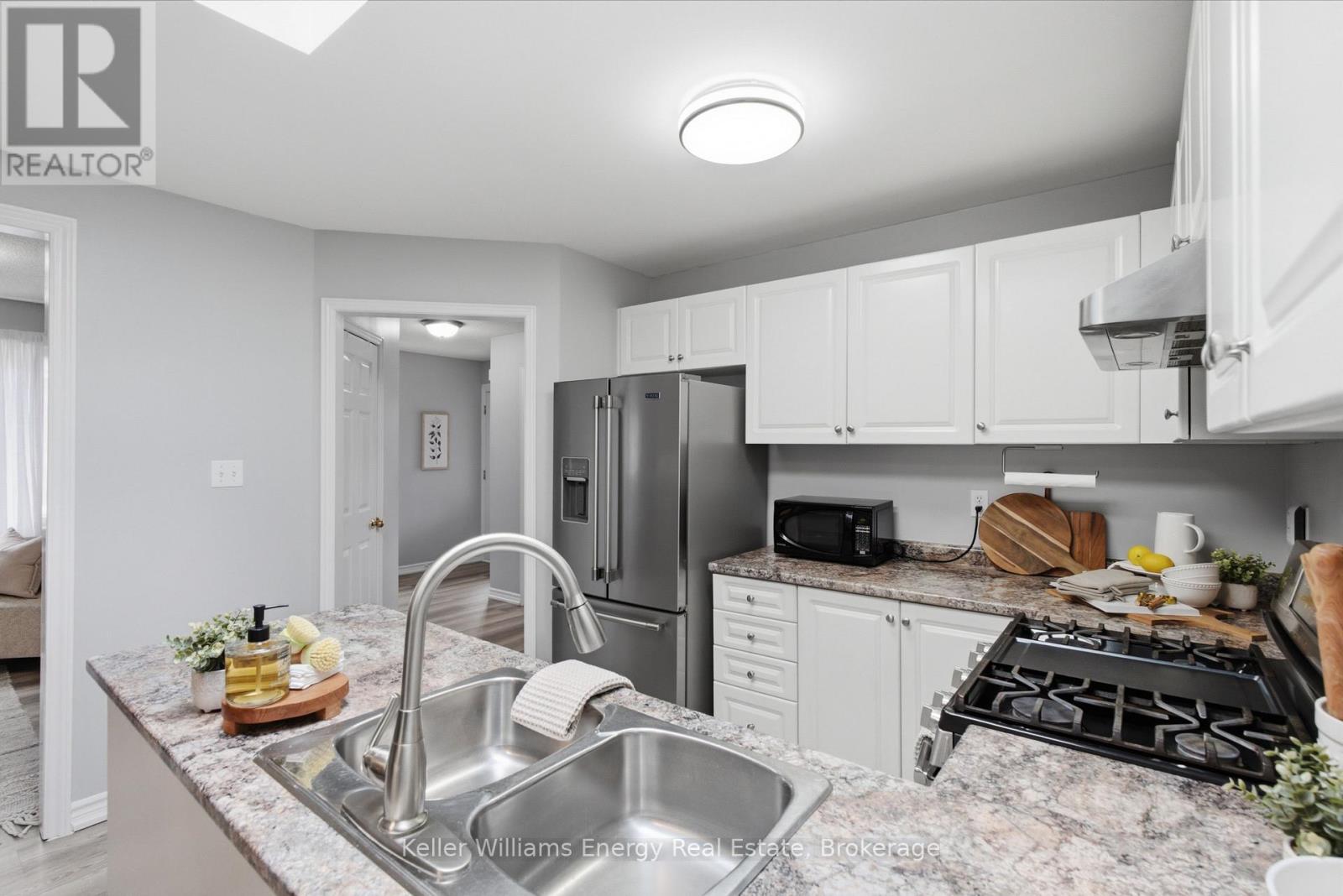 16 John Walter Crescent, Clarington, Ontario  L1E 2W6 - Photo 12 - E13461328