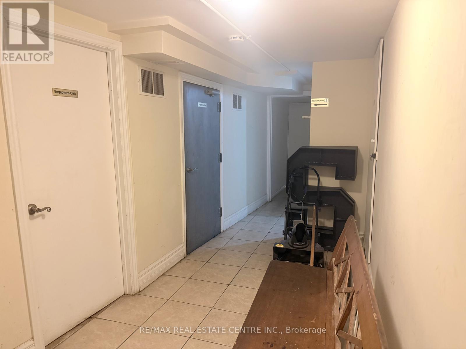 399 Keele Street W, Toronto, Ontario M6P 2K9 - Photo 22 - W13431106