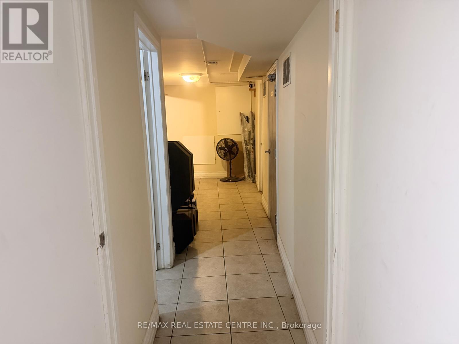 399 Keele Street W, Toronto, Ontario M6P 2K9 - Photo 20 - W13431106