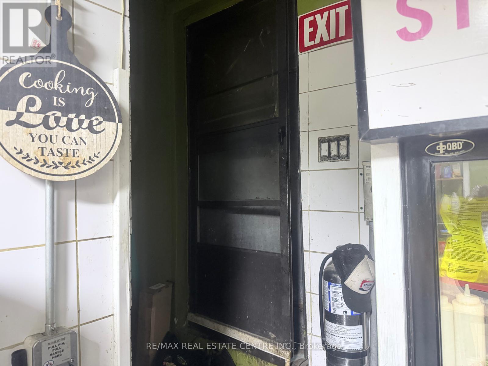 399 Keele Street W, Toronto, Ontario M6P 2K9 - Photo 24 - W13431106