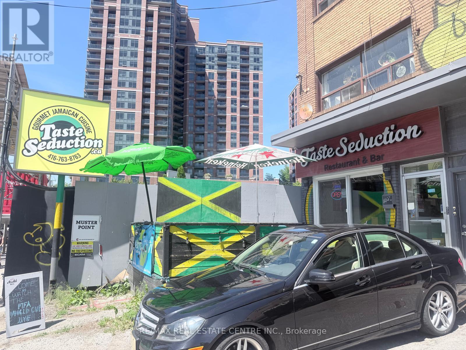 399 Keele Street W, Toronto, Ontario M6P 2K9 - Photo 17 - W13431106