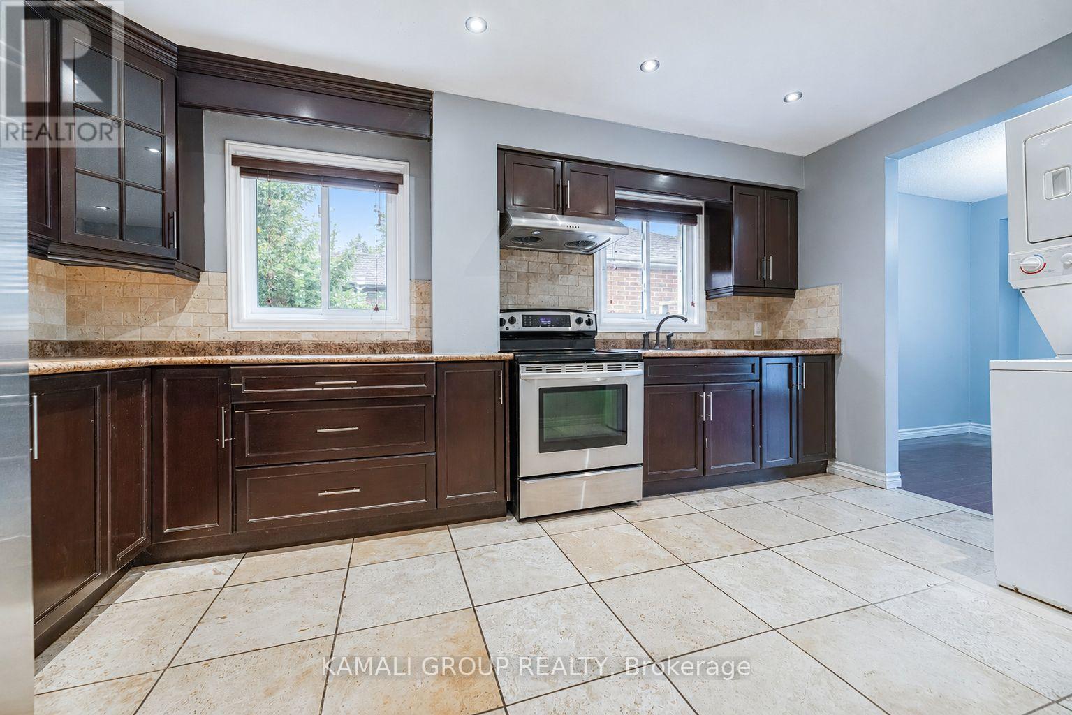 Main - 77 Ecclestone Drive, Brampton, Ontario  L6X 3M8 - Photo 3 - W13460880