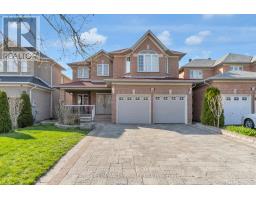 18 HARTWELL GATE, Brampton, Ontario
