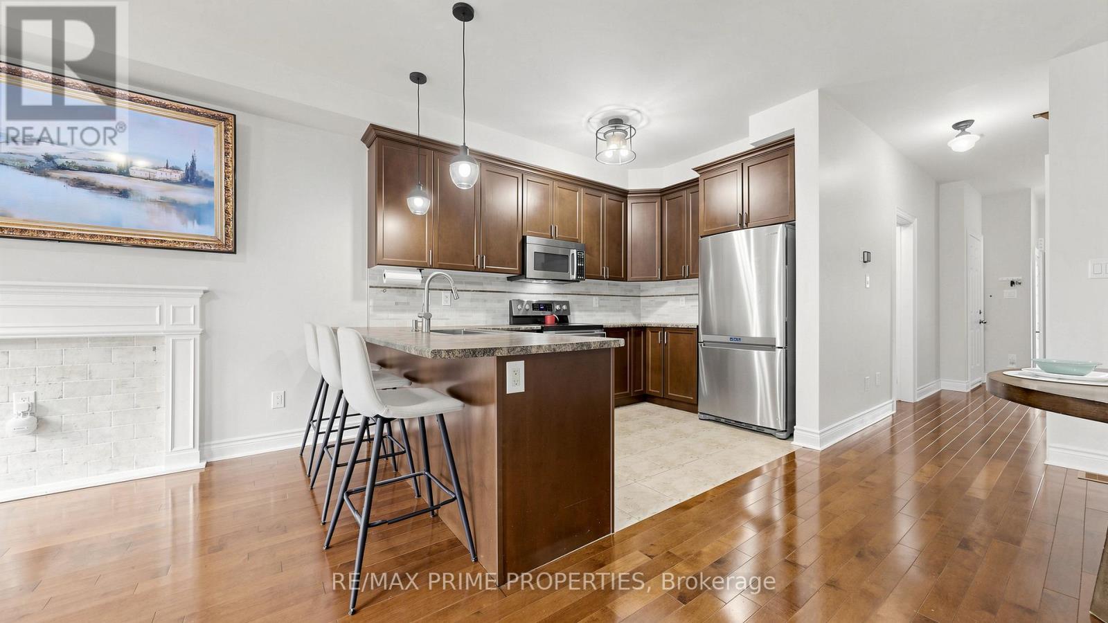 5169 Angel Stone Drive, Mississauga, Ontario  L5M 0L5 - Photo 6 - W13460990