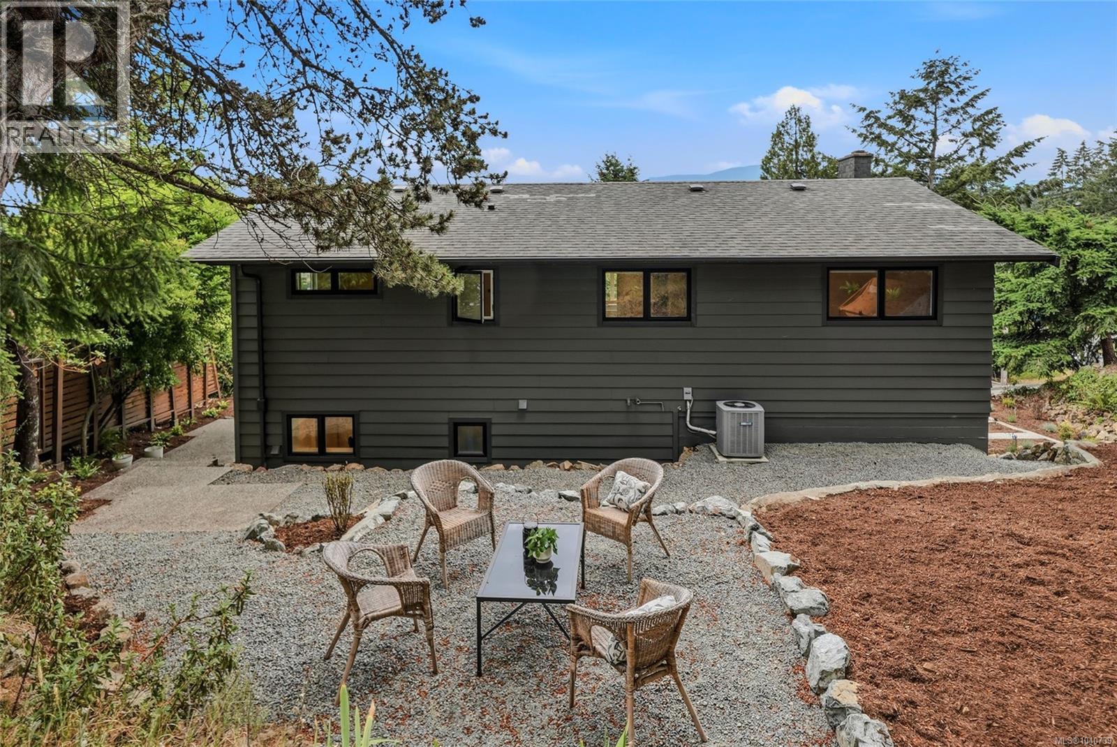 Listing image 52