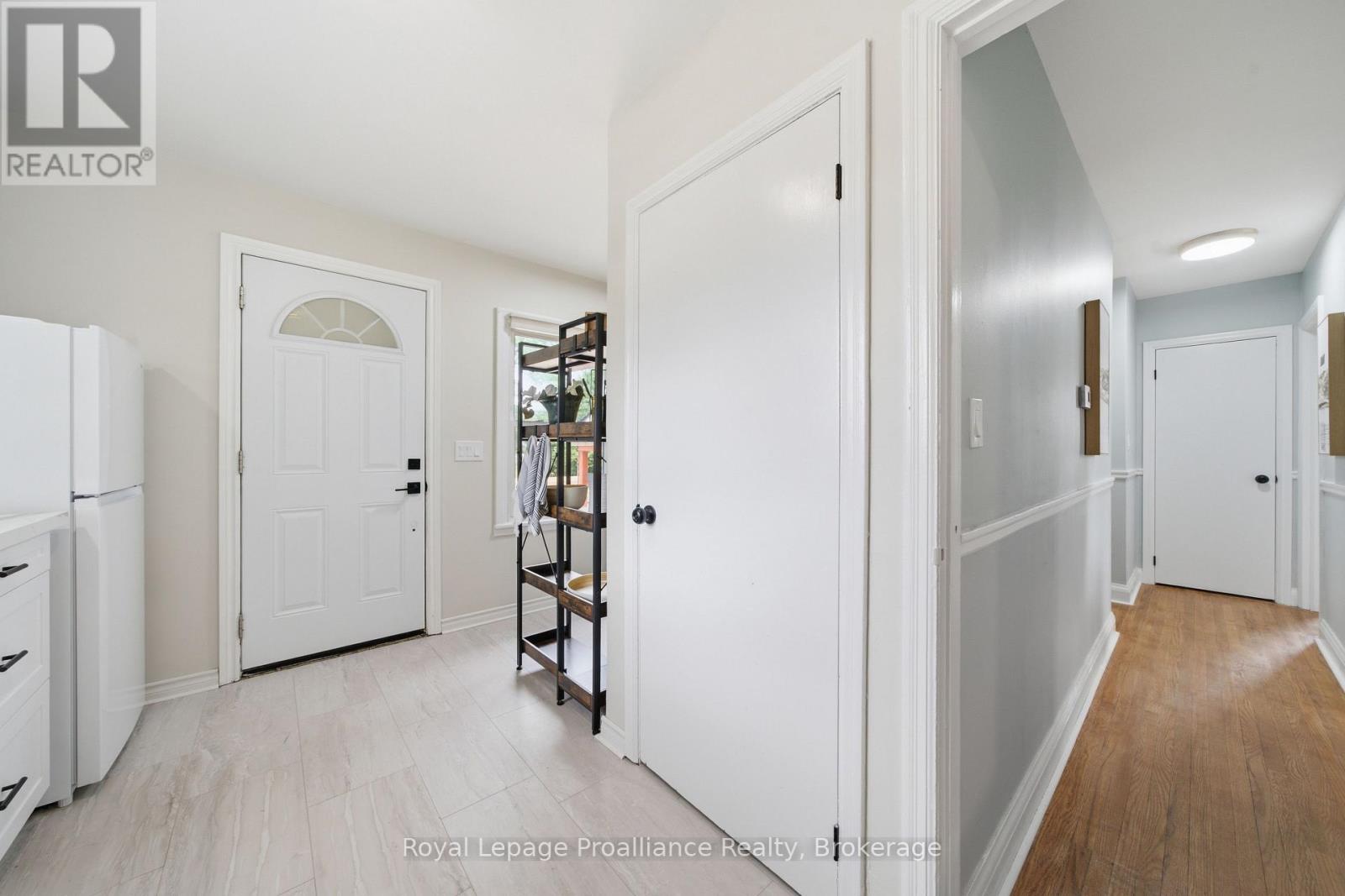41 Tracey Street, Belleville, Ontario  K8P 2R7 - Photo 10 - X13461186
