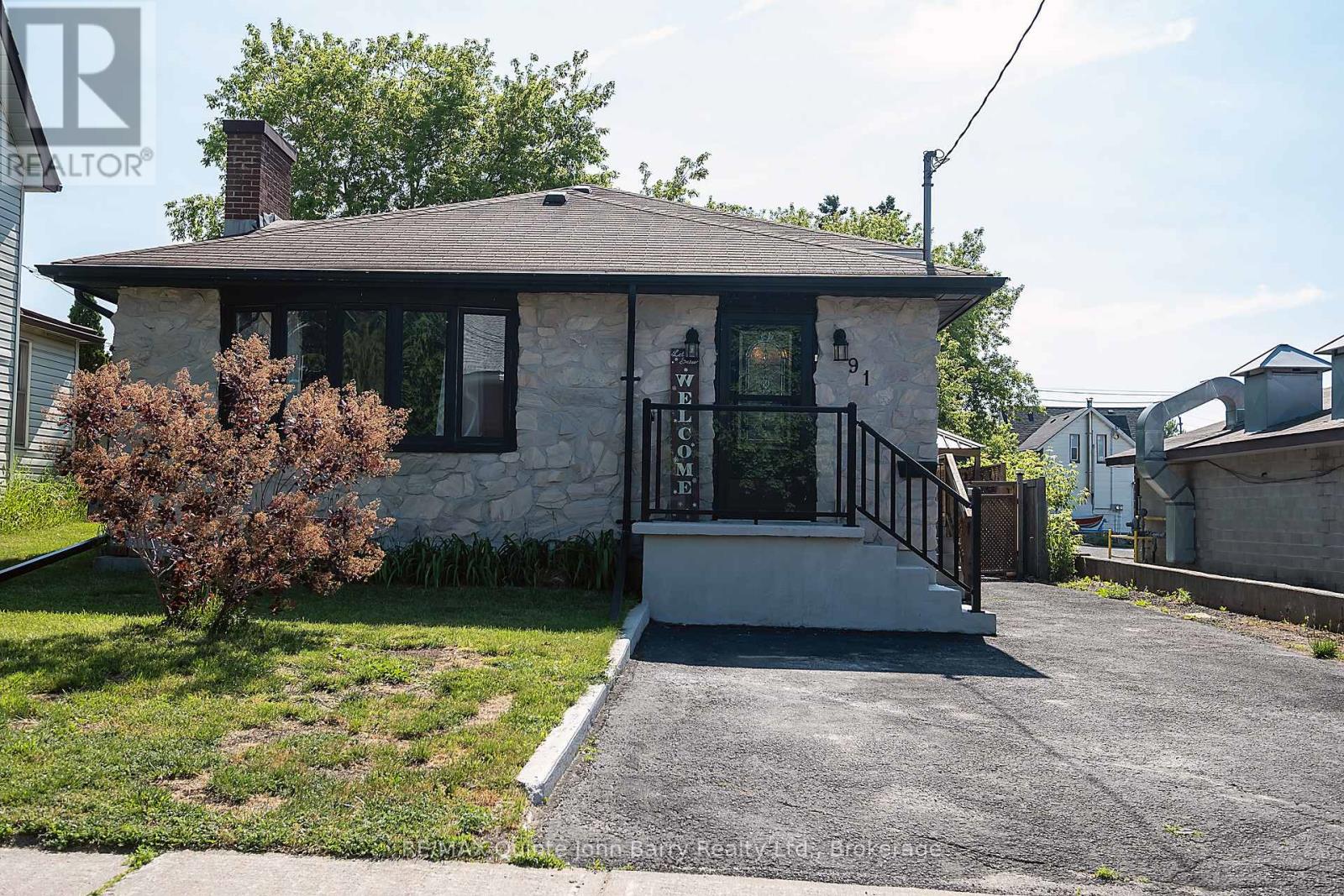 91 SCOTT STREET, Quinte West, Ontario