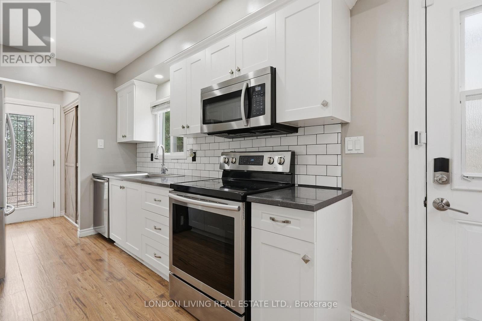 388 Deveron Crescent, London South, Ontario  N5Z 4S3 - Photo 17 - X13461248
