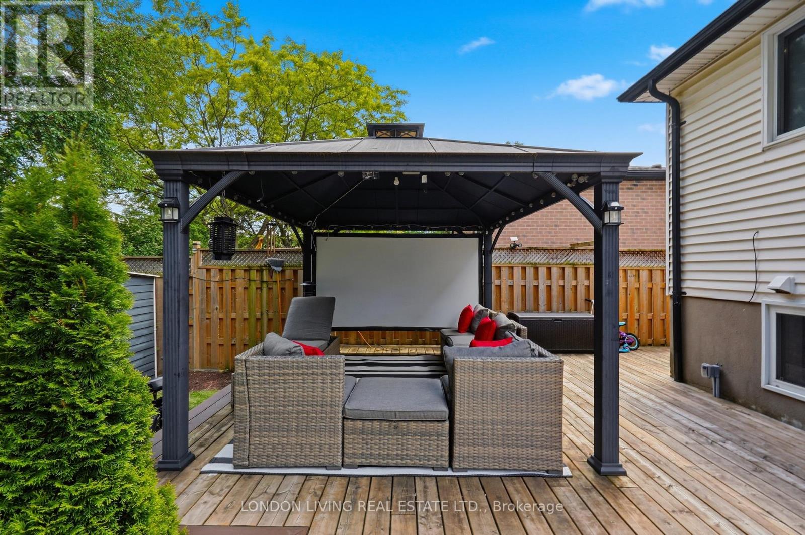 388 Deveron Crescent, London South, Ontario  N5Z 4S3 - Photo 35 - X13461248