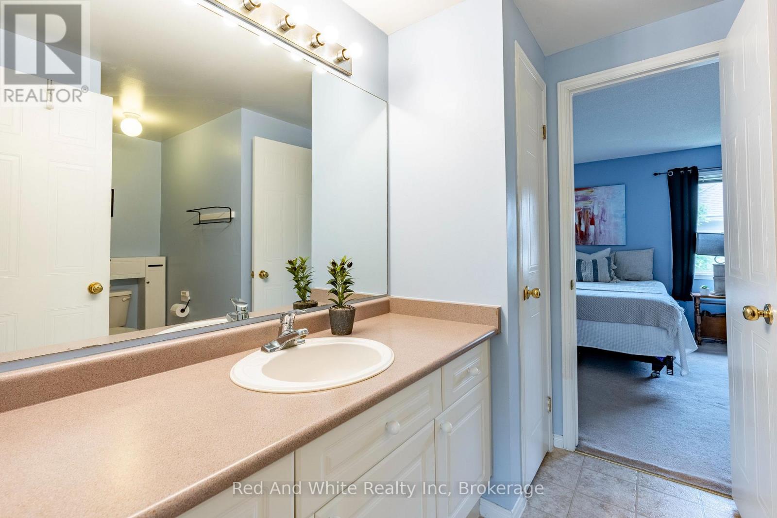24 - 230 Blackhorne Drive, Kitchener, Ontario  N2E 1Z4 - Photo 18 - X13461128