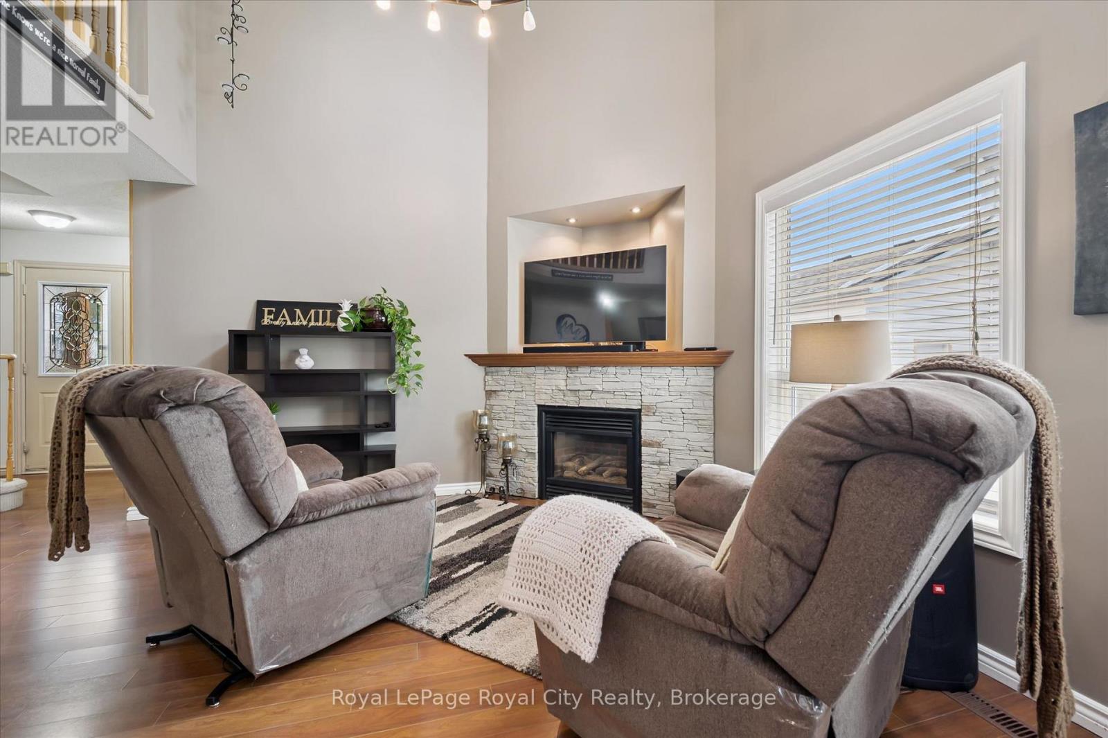 729 Woodhill Dr, Centre Wellington, Ontario  N1M 3M8 - Photo 16 - X13461396