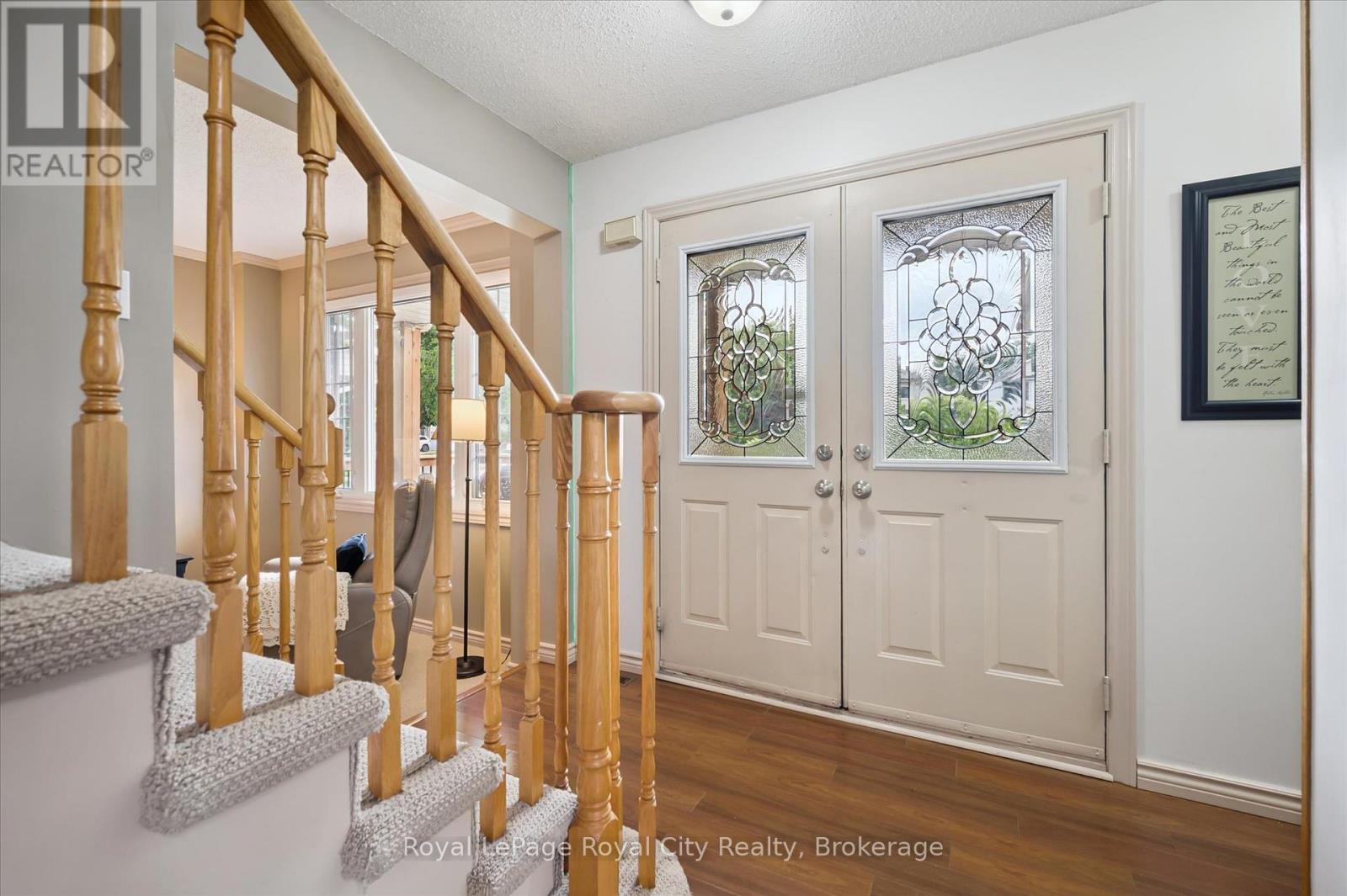 729 Woodhill Dr, Centre Wellington, Ontario  N1M 3M8 - Photo 4 - X13461396