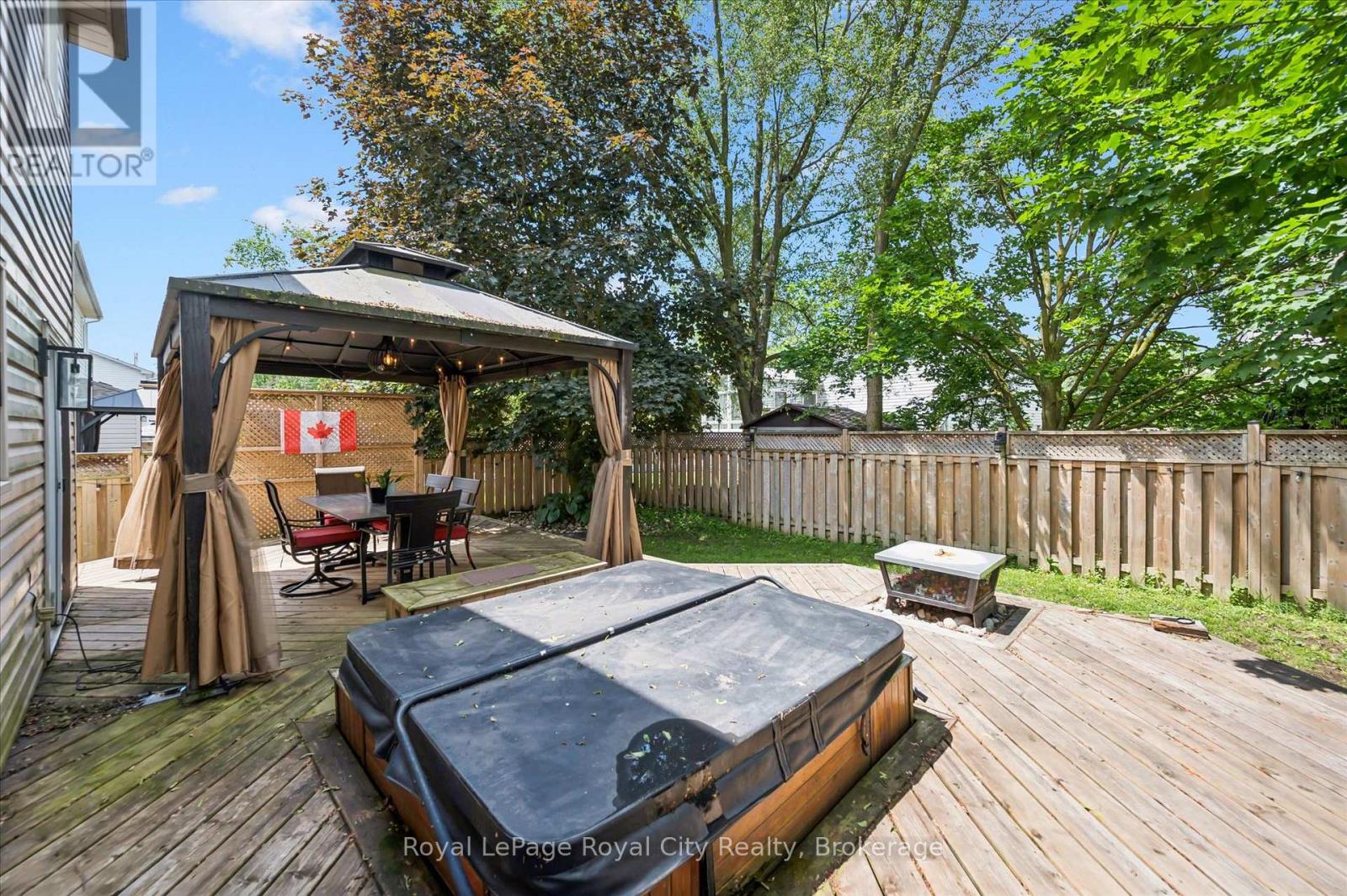 729 Woodhill Dr, Centre Wellington, Ontario  N1M 3M8 - Photo 40 - X13461396