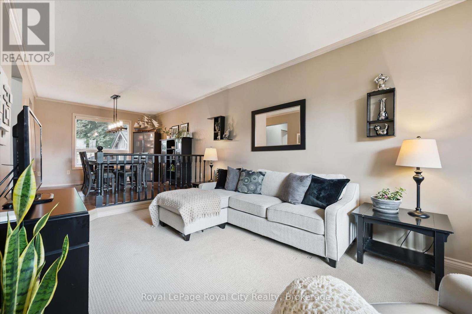 729 Woodhill Dr, Centre Wellington, Ontario  N1M 3M8 - Photo 7 - X13461396