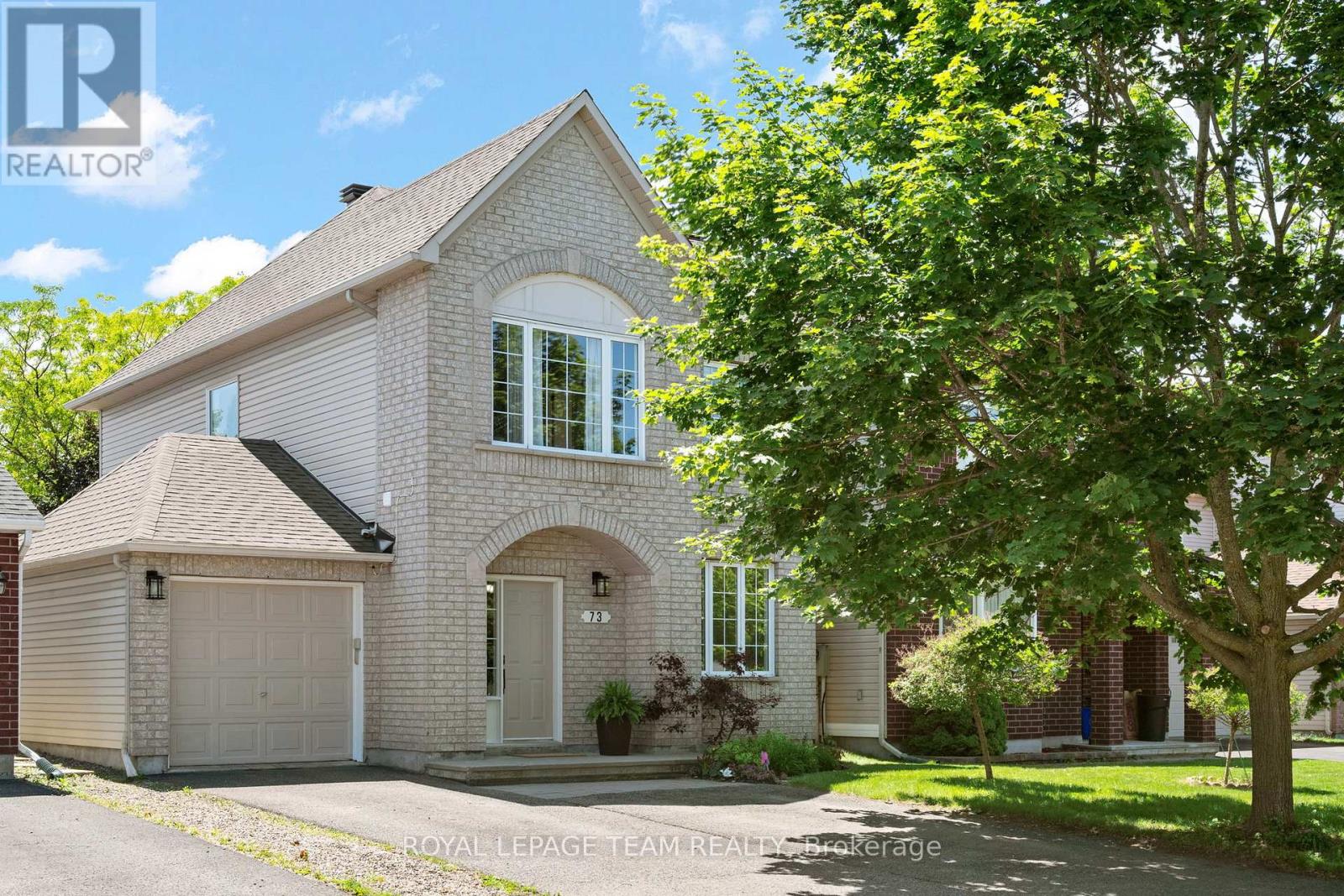 73 DEERFOX DRIVE, Ottawa, Ontario