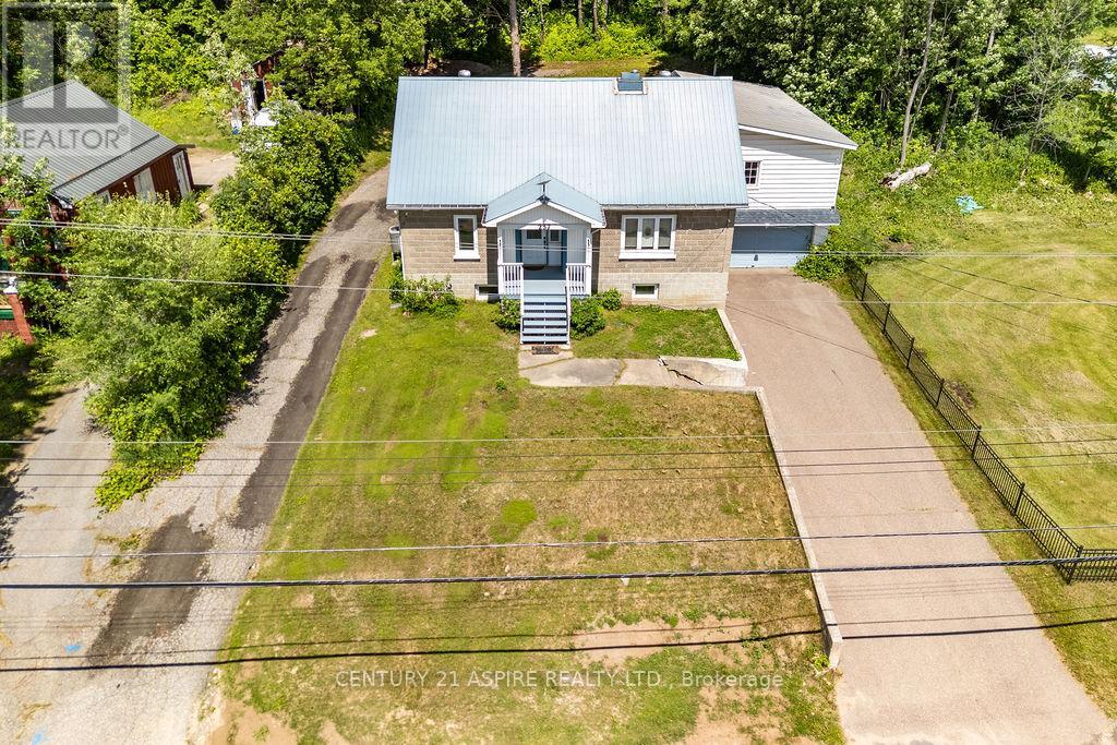 237 Bonnechere Street W, Bonnechere Valley, Ontario  K0J 1T0 - Photo 2 - X13461094