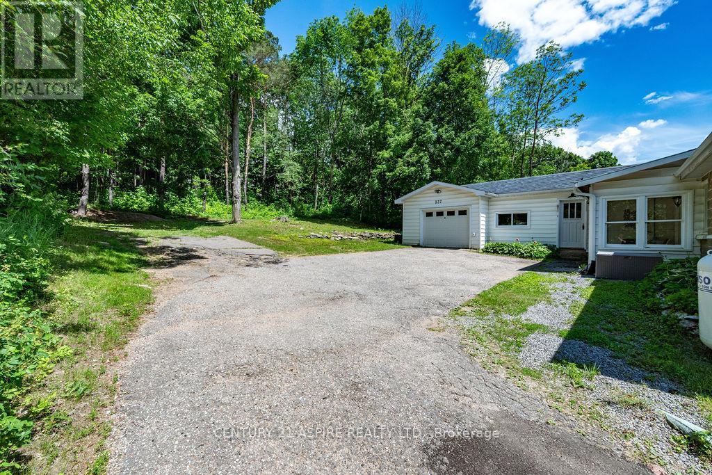 237 Bonnechere Street W, Bonnechere Valley, Ontario  K0J 1T0 - Photo 44 - X13461094