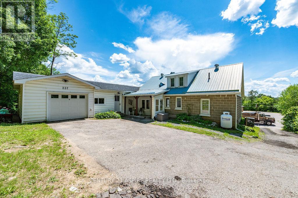237 Bonnechere Street W, Bonnechere Valley, Ontario  K0J 1T0 - Photo 5 - X13461094