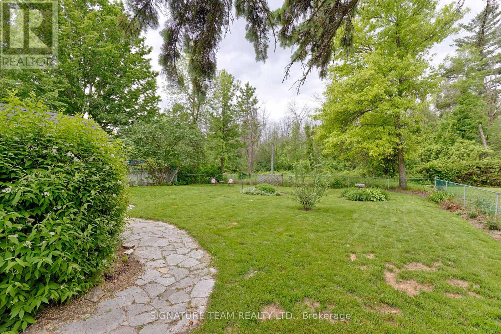 17 Ross Street, Whitewater Region, Ontario  K0J 1K0 - Photo 40 - X13461234