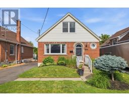 216 SUMMERHILL AVENUE, Hamilton, Ontario