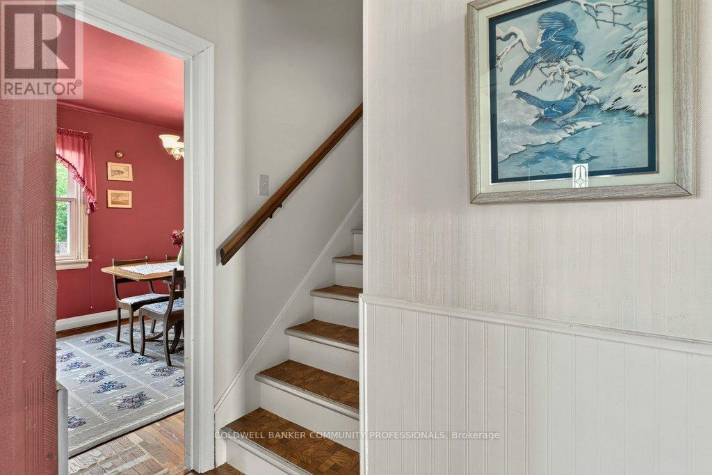 16 Sussex Street, Hamilton, Ontario  L8S 2E1 - Photo 15 - X13460966