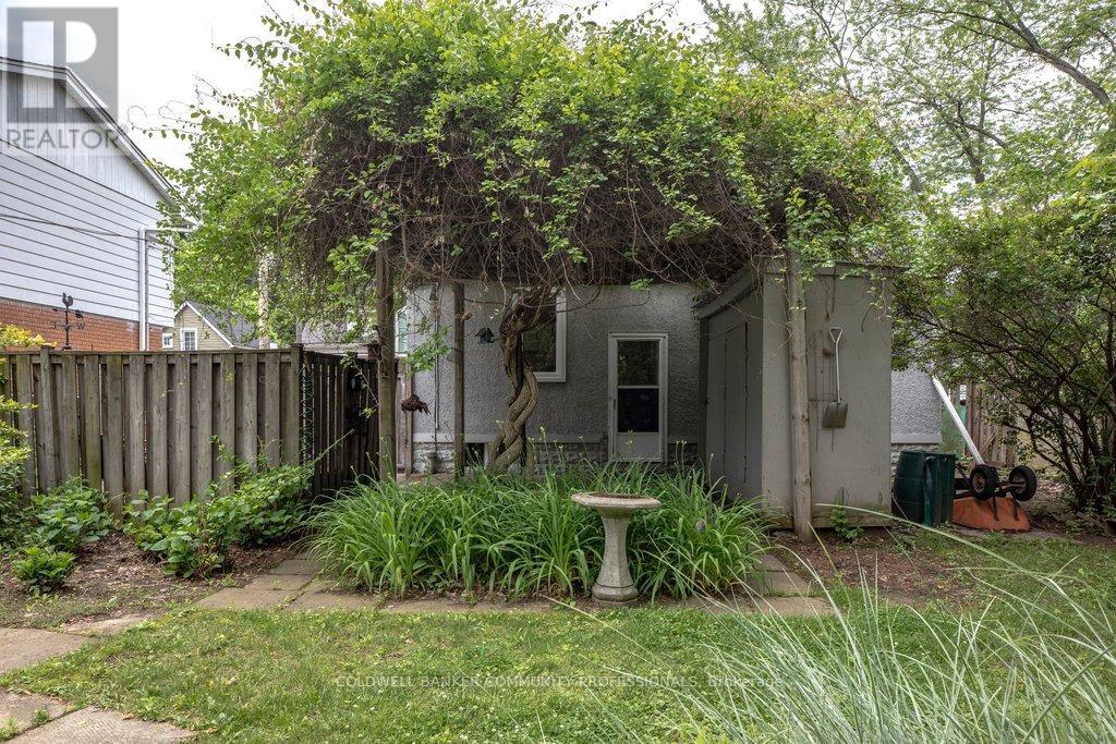 16 Sussex Street, Hamilton, Ontario  L8S 2E1 - Photo 38 - X13460966