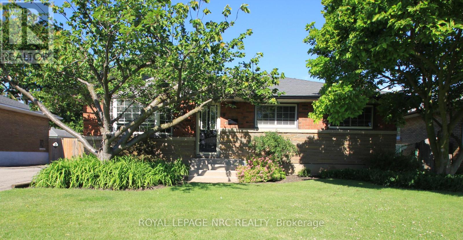 9 GREENHILL DRIVE, Thorold, Ontario
