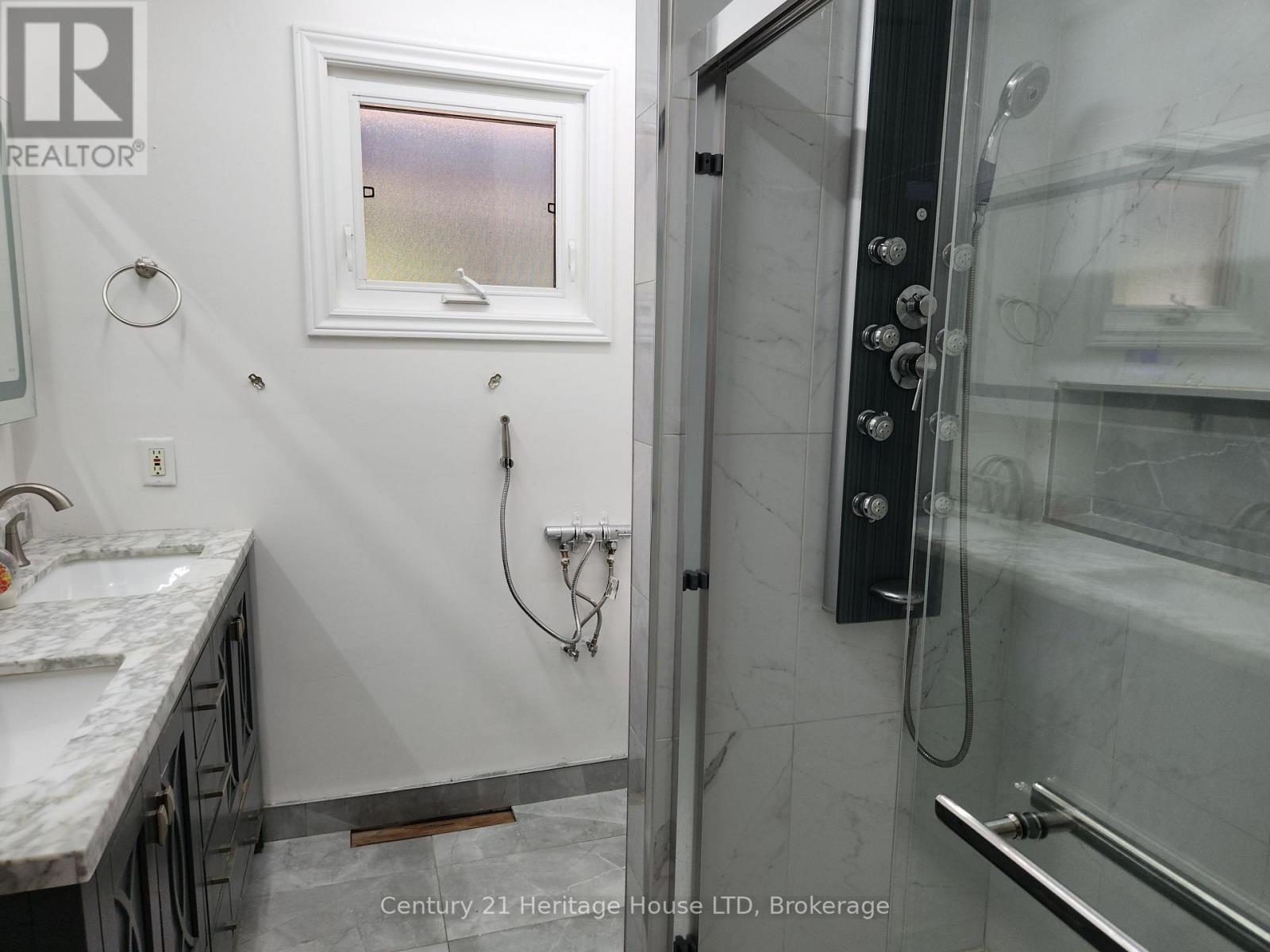 6500 Hawkins Street, Niagara Falls, Ontario  L2G 3B7 - Photo 11 - X13461408
