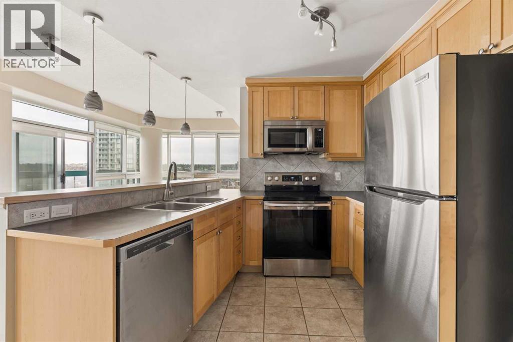 1703, 836 15 Avenue SW, Calgary, Alberta  T2R 1S2 - Photo 3 - A2321811