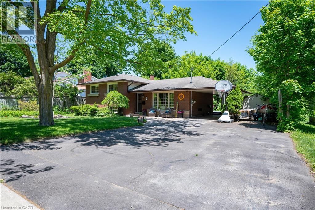 6 Gerrard Avenue, Cambridge, Ontario  N3C 2R6 - Photo 3 - 40837132
