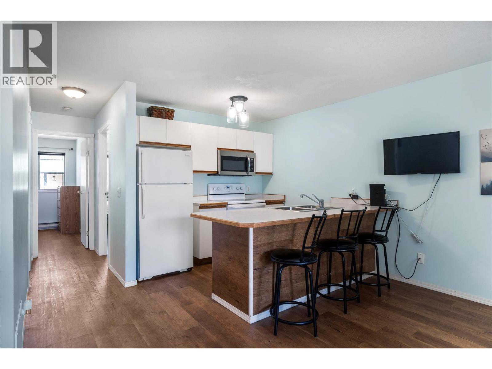 213 White Pine Crescent Unit# 243, Sicamous, British Columbia  V0E 2V1 - Photo 17 - 10389808