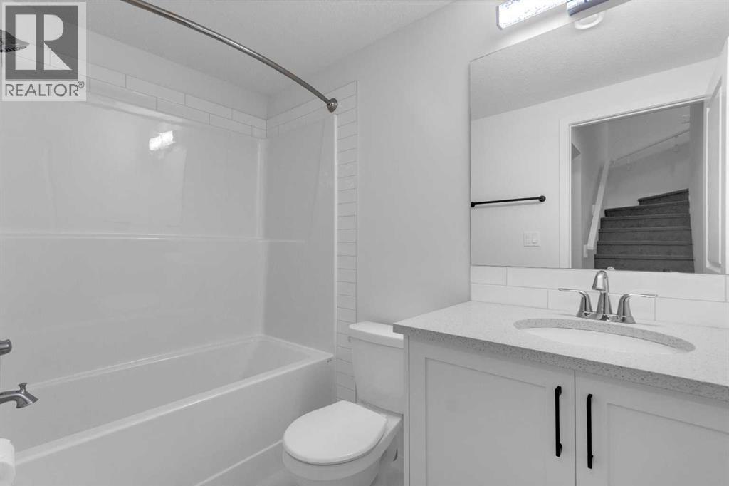102 Setonstone Manor Se, Calgary, Alberta  T3M 3G4 - Photo 37 - A2320807